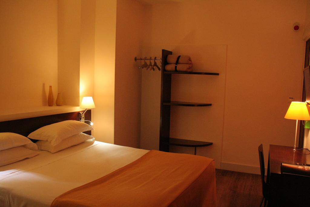 Hotel La Beauze Aubusson  Esterno foto